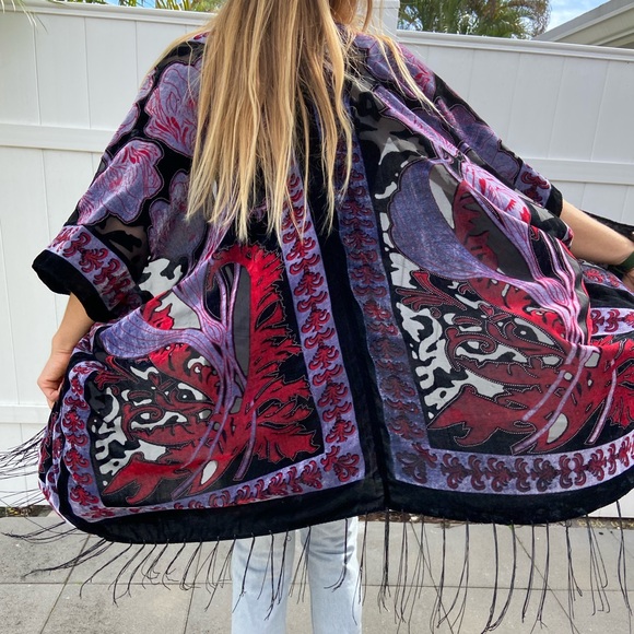 One of a kind velvet kimono from Australia ‼️💜 - Picture 3 of 15